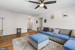 13832 Dowlais Dr, Rockville, MD 20853 - Photo 9