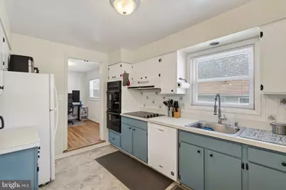 13832 Dowlais Drive, Rockville, MD 20853 - Photo 15