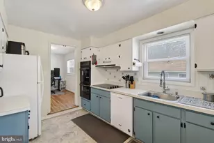 13832 Dowlais Dr, Rockville, MD 20853 - Photo 15