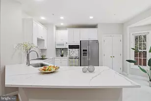 10515 Sunny Brooke Ln, Potomac, MD 20854 - Photo 13