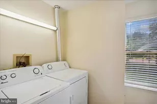 18401 Guildberry Dr, Gaithersburg, MD 20879 - Photo 15