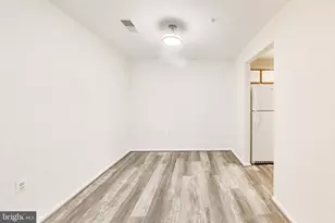 18401 Guildberry Dr, Gaithersburg, MD 20879 - Photo 9