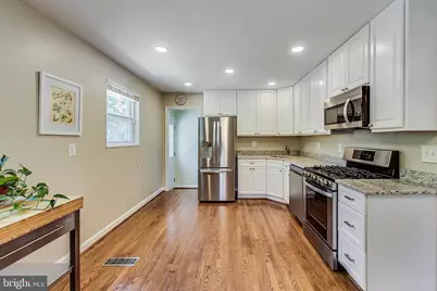 4715 Oxbow Road, Rockville, MD 20852 - Photo 5