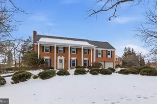 8818 Cold Spring Rd, Potomac, MD 20854 - Photo 49