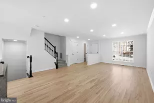 10 Cottage Field Ct, Germantown, MD 20874 - Photo 3