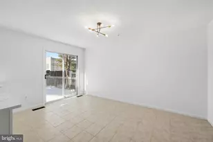 10 Cottage Field Ct, Germantown, MD 20874 - Photo 17