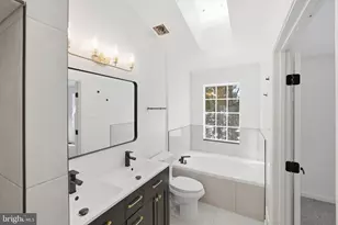 10 Cottage Field Ct, Germantown, MD 20874 - Photo 23