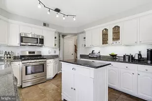 18906 Lindenhouse Rd, Gaithersburg, MD 20879 - Photo 17