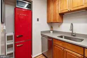 2110 Bonnywood Ln, Silver Spring, MD 20902 - Photo 9