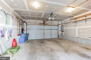 23119 Arora Hills Dr, Clarksburg, MD 20871 - Photo 29