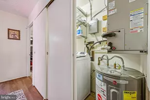 3703 Liverpool Pl, Silver Spring, MD 20906 - Photo 15