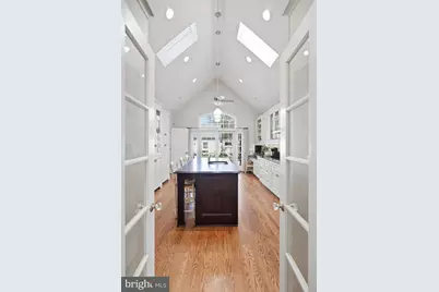 509 W Montgomery Avenue, Rockville, MD 20850 - Photo 11