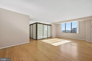 5225 Pooks Hill Rd, Bethesda, MD 20814 - Photo 11