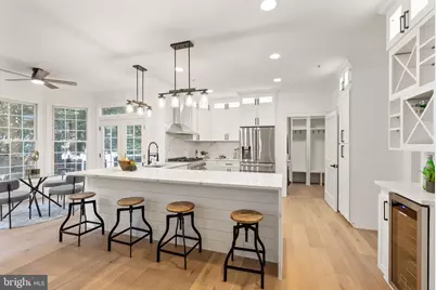 3336 Jones Bridge Court, Chevy Chase, MD 20815 - Photo 27