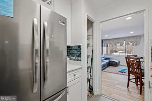 1900 Lyttonsville Rd, Silver Spring, MD 20910 - Photo 17