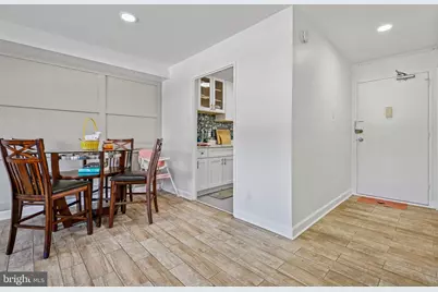 1900 Lyttonsville Road #702, Silver Spring, MD 20910 - Photo 11