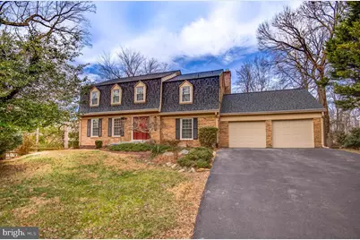 9704 Hall Road, Potomac, MD 20854 - Photo 1