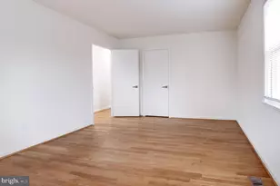 9704 Hall Rd, Potomac, MD 20854 - Photo 33