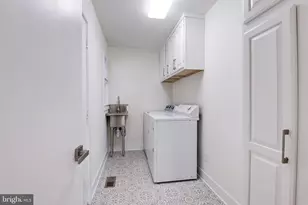 9704 Hall Rd, Potomac, MD 20854 - Photo 21