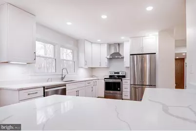 9704 Hall Road, Potomac, MD 20854 - Photo 11