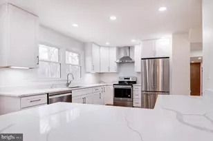 9704 Hall Rd, Potomac, MD 20854 - Photo 11