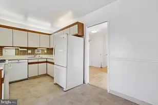 4515 Willard Ave, Chevy Chase, MD 20815 - Photo 29