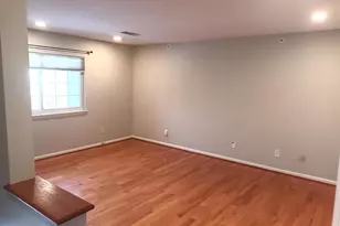 5700 Chapman Mill Dr, Rockville, MD 20852 - Photo 7