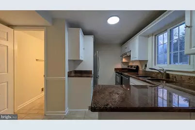 11181 Captains Walk Court, North Potomac, MD 20878 - Photo 3