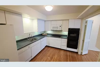 4960 Sentinel Drive #10-401, Bethesda, MD 20816 - Photo 11