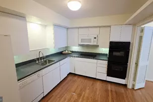 4960 Sentinel Dr, Bethesda, MD 20816 - Photo 11