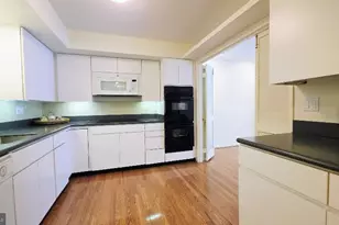 4960 Sentinel Dr, Bethesda, MD 20816 - Photo 15