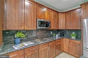 14842 Potomac Corner Ln, Rockville, MD 20850 - Photo 3