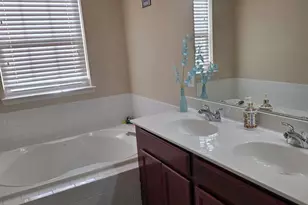 11875 Snowden Farm Pkwy, Clarksburg, MD 20871 - Photo 21