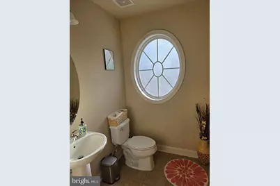 11875 Snowden Farm Parkway, Clarksburg, MD 20871 - Photo 9