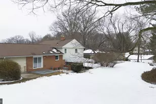 19104 Bloomfield Rd, Olney, MD 20832 - Photo 33