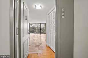 4 Monroe St, Rockville, MD 20850 - Photo 13