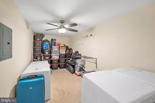 15306 Diamond Cove Terrace, Rockville, MD 20850 - Photo 11