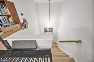 15306 Diamond Cove Terrace, Rockville, MD 20850 - Photo 7