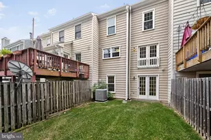 8404 Burchap Dr, Gaithersburg, MD 20886 - Photo 15