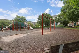 18707 Sparkling Water Dr, Germantown, MD 20874 - Photo 21