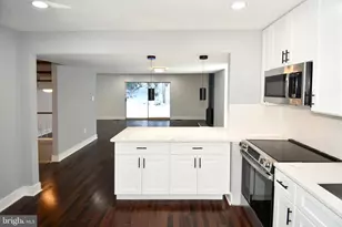 9201 Three Oaks Dr, Silver Spring, MD 20901 - Photo 11
