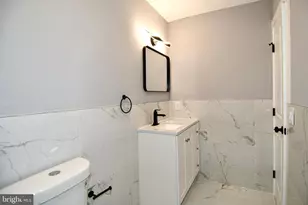 9201 Three Oaks Dr, Silver Spring, MD 20901 - Photo 29