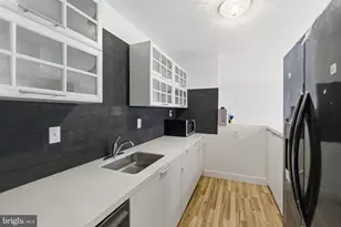 12201 Braxfield Ct, Rockville, MD 20852 - Photo 9