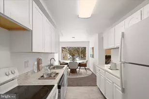 416 Girard St, Gaithersburg, MD 20877 - Photo 3