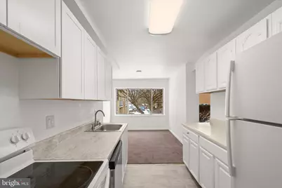 416 Girard Street #T2, Gaithersburg, MD 20877 - Photo 13