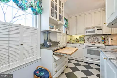 3528 Hamlet Place #808, Chevy Chase, MD 20815 - Photo 19