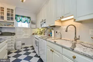 3528 Hamlet Pl, Chevy Chase, MD 20815 - Photo 13