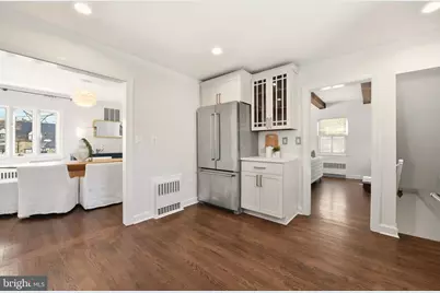 8304 Woodhaven Boulevard, Bethesda, MD 20817 - Photo 9