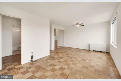 10201 Grosvenor Place #1423, Rockville, MD 20852 - Photo 9