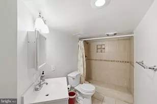 10304 Ridgemoor Dr, Silver Spring, MD 20901 - Photo 15